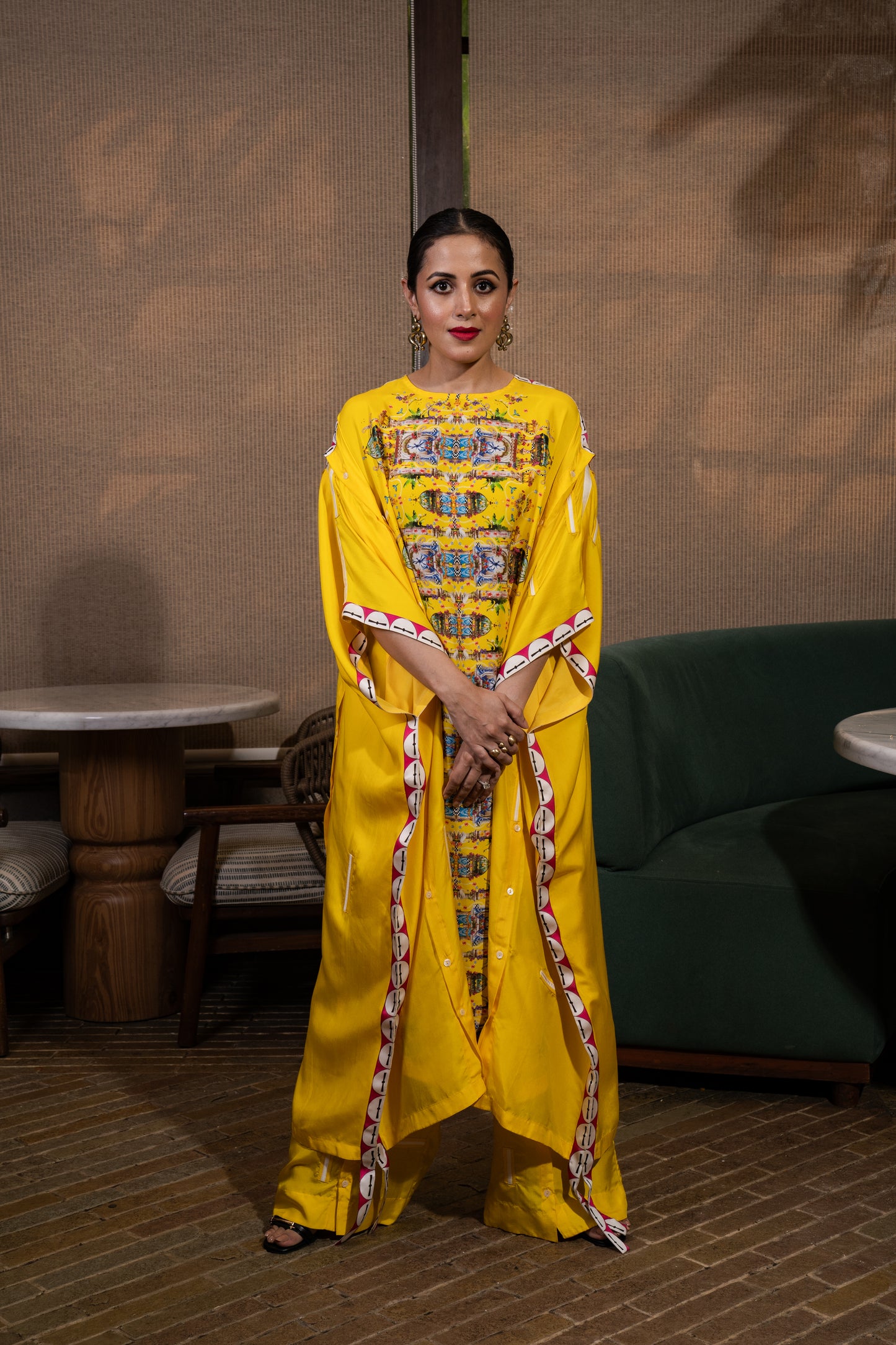 Deconstructed buttons kaftan set