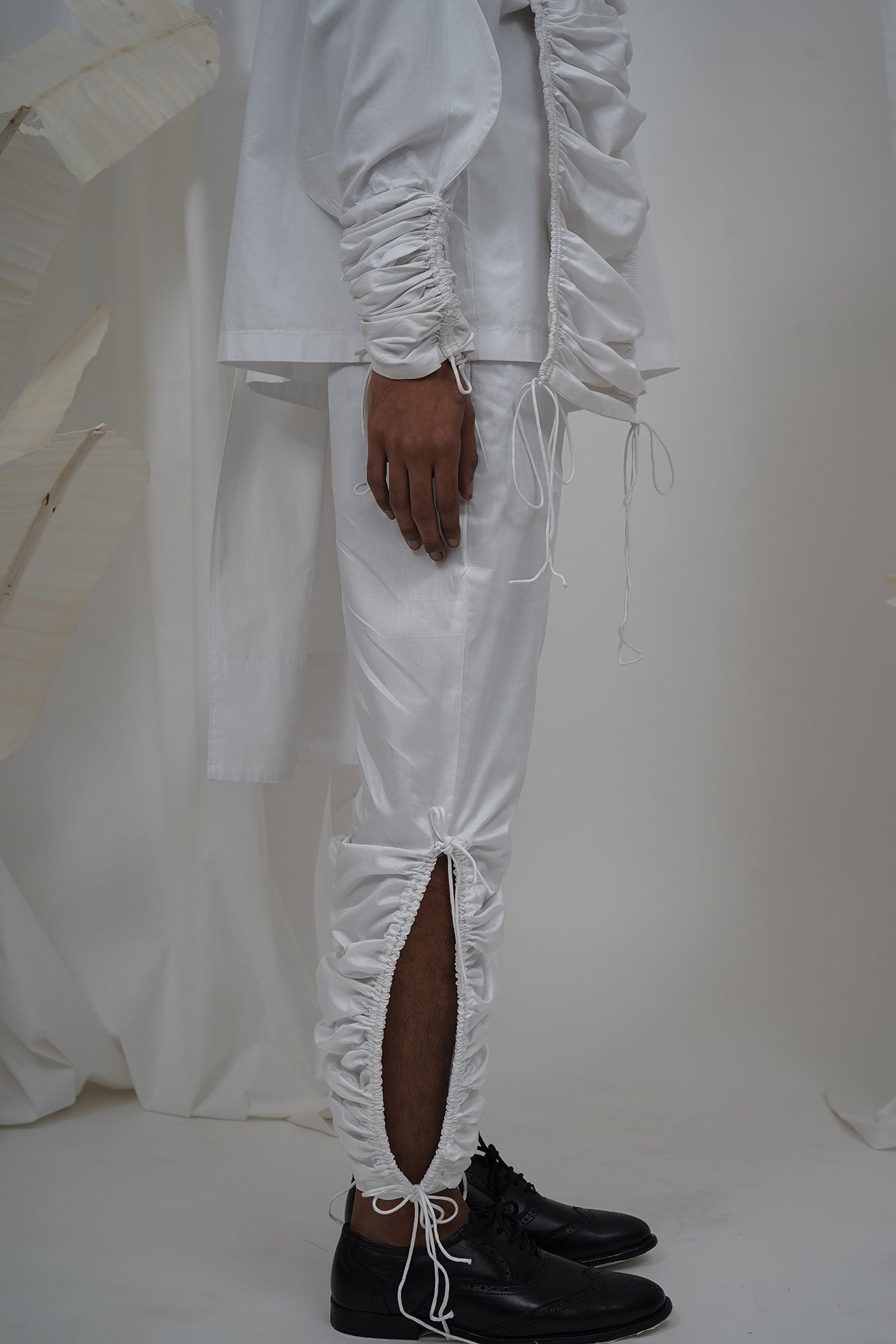 Cut-out churidar trouser