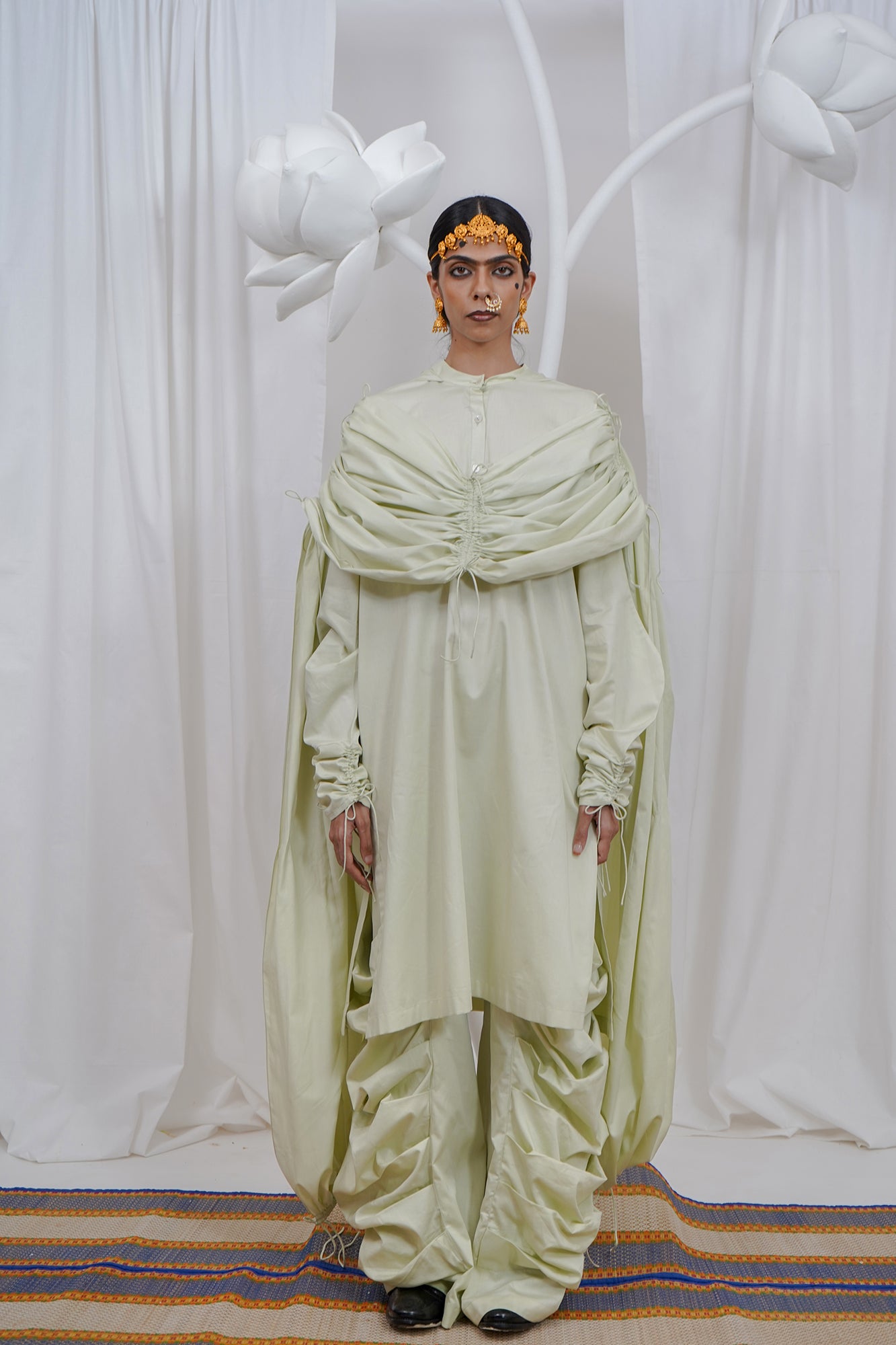 Gathered hoodie kurta set