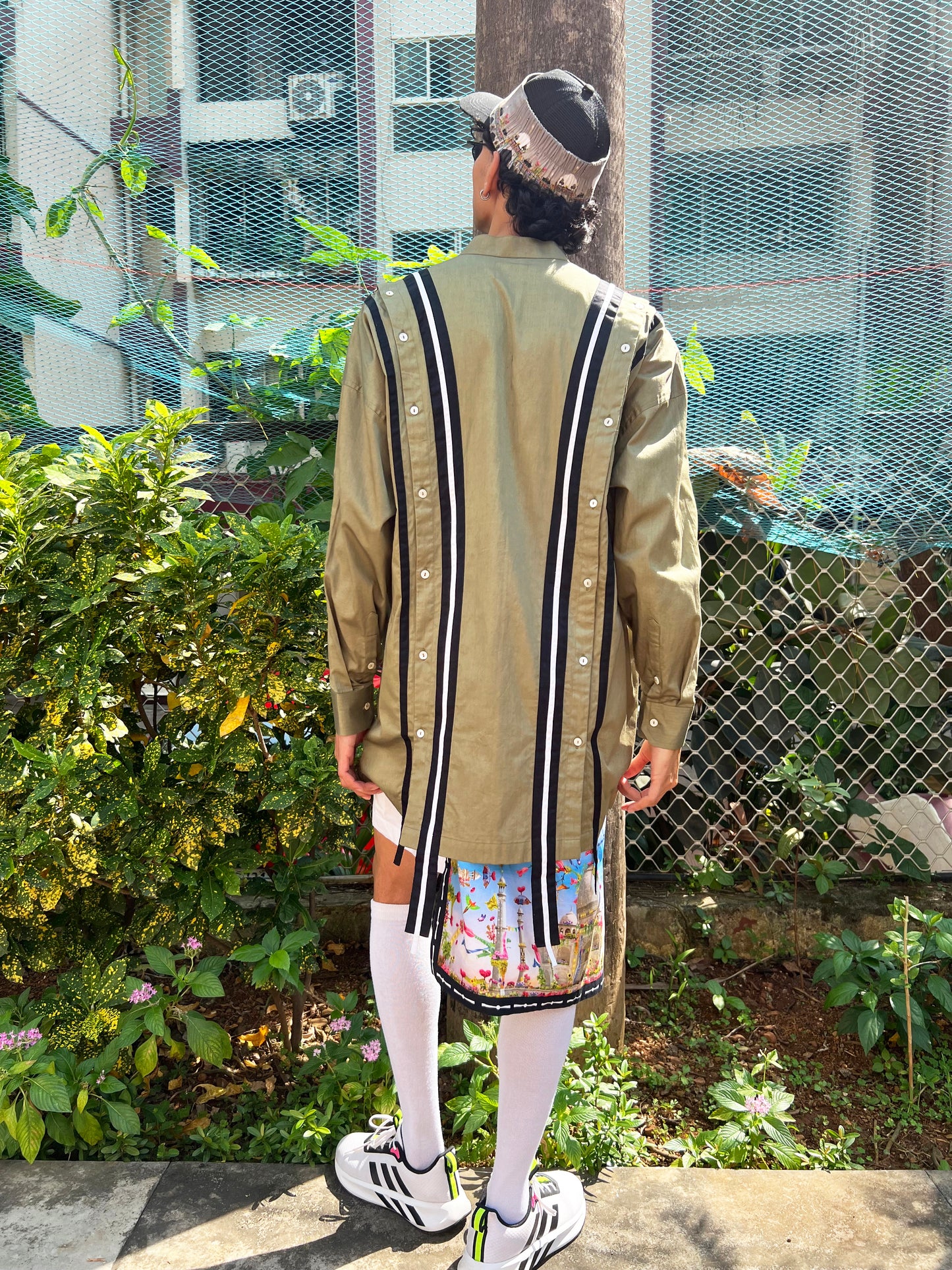 Deconstructed buttons shirt