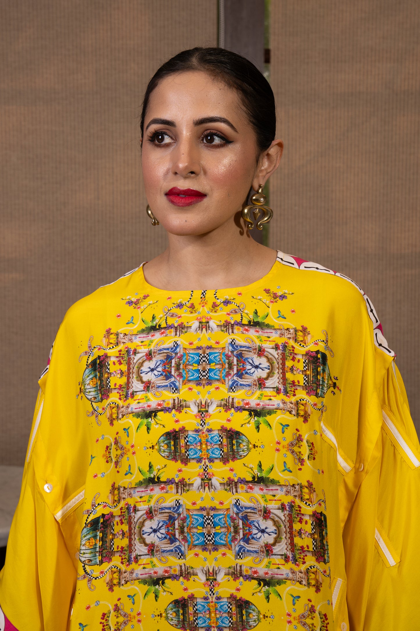 Deconstructed buttons kaftan set