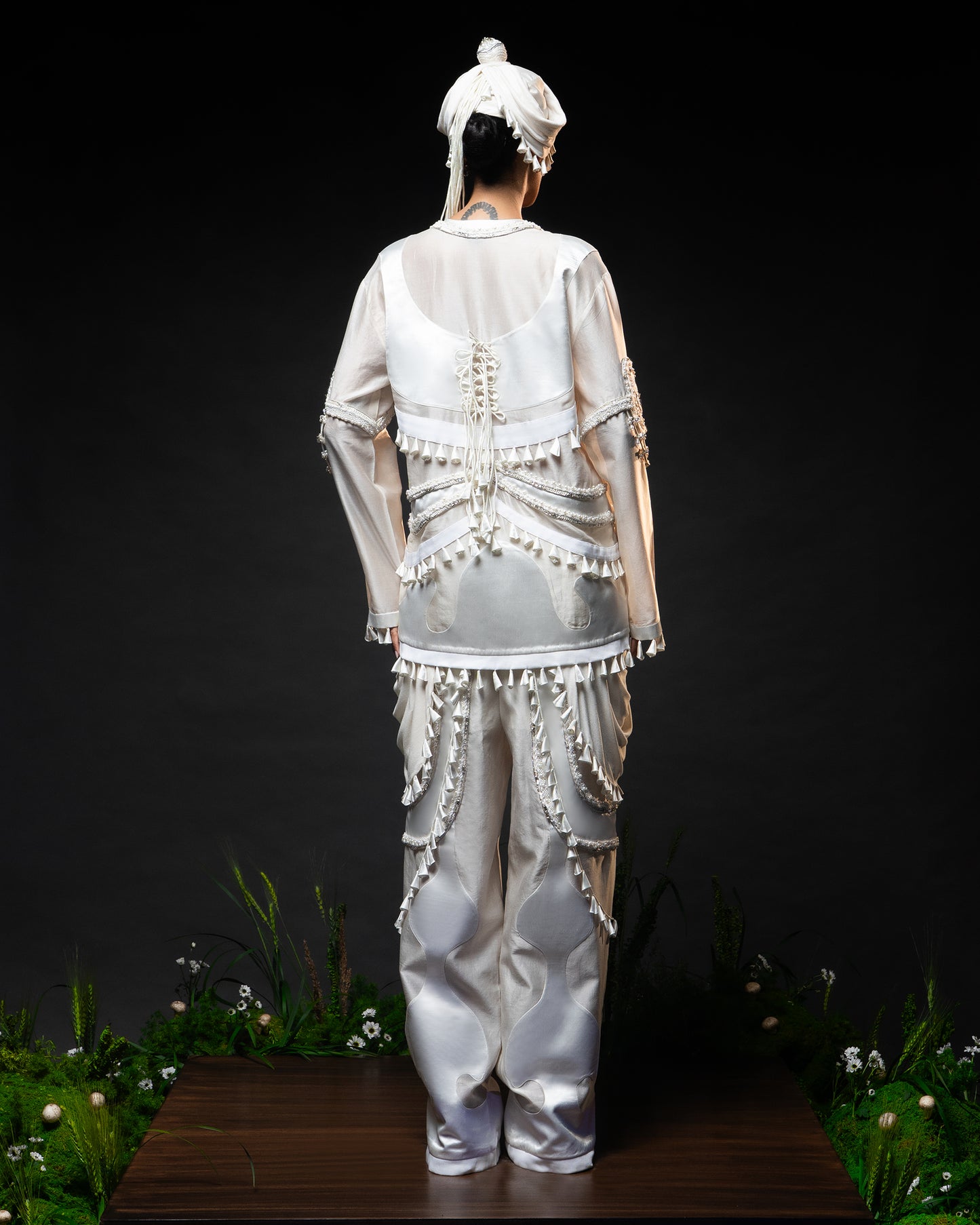 Ornament patchwork jacket + Drape tassel trouser set
